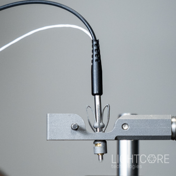 Helmet to attach the InSplorer endoscope, for neuronal activity recording